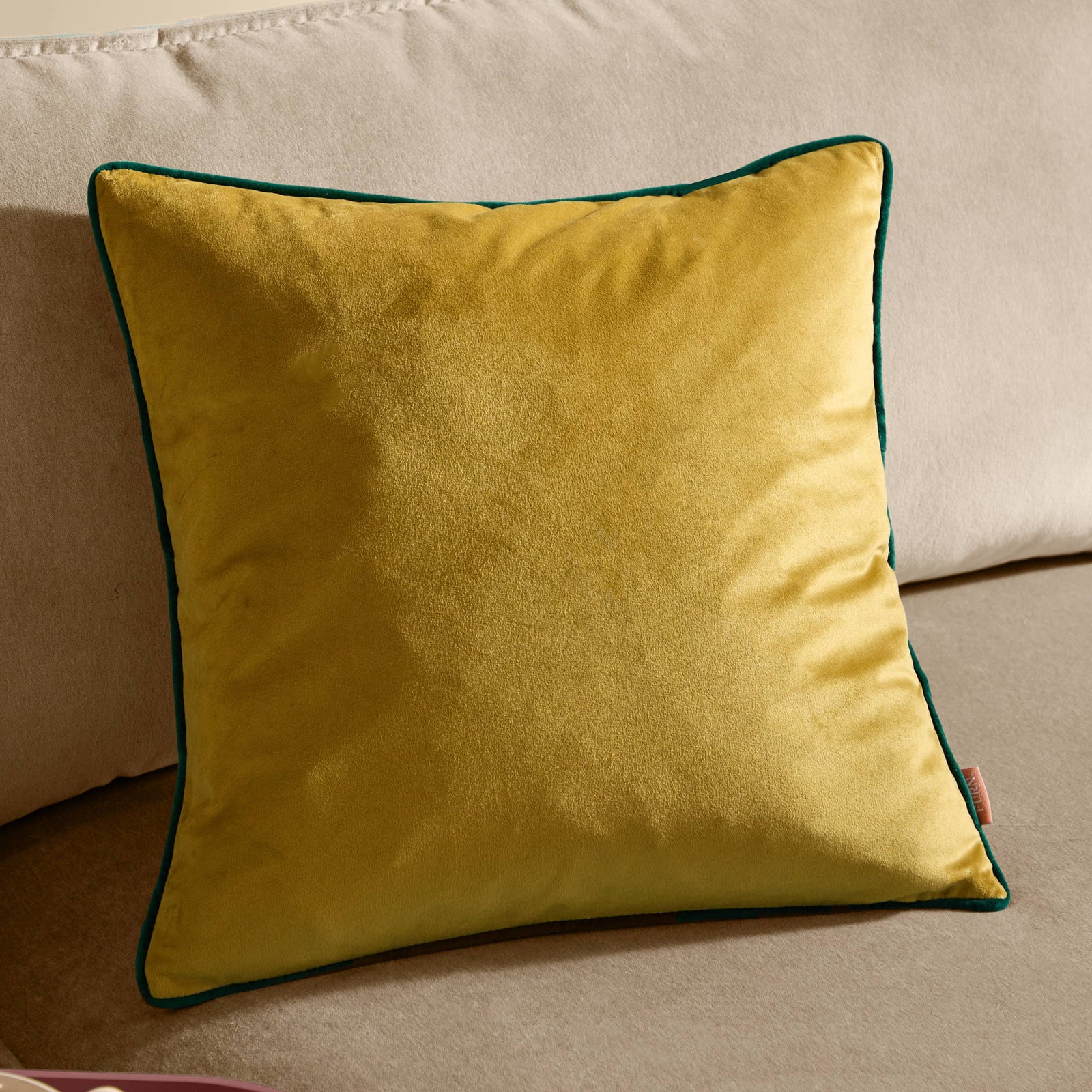 Meridian Velvet Cushion Moss/Emerald