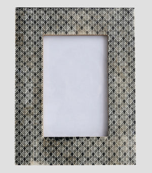 Charcoal Photo Frame - 4" x 6"